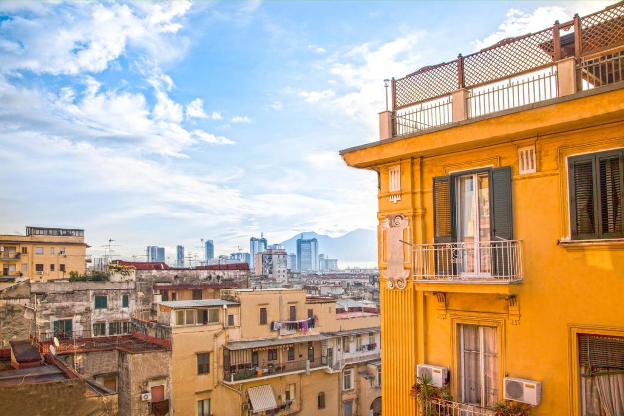 Ferdinando Arthouse Oversized Modern Apartment - By Gocce Team Неаполь Экстерьер фото